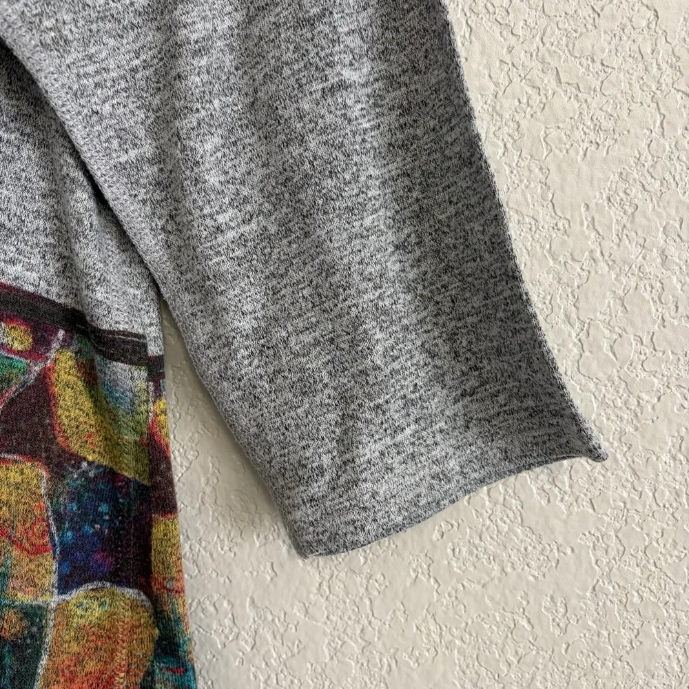 Inoah Sweater Top Womens M Graphic Dapper Dog Split Vneck Hi Lo Dachshund Gray - Picture 7 of 13